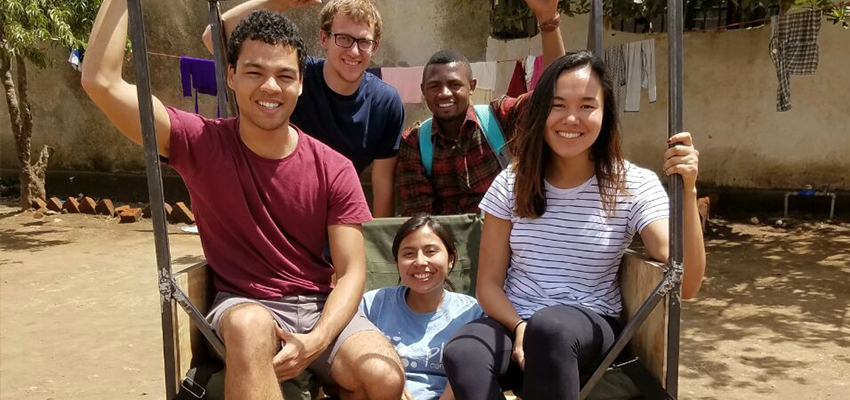 D-Lab students from the Okoa Ambulance team, Tanzania, 2017.