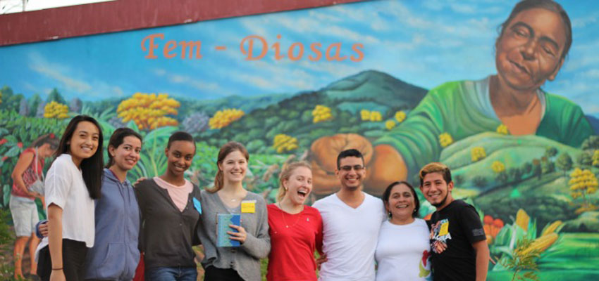 Left to right: Janel, Gabriela, Thea, Olivia, Juliana, Nelson, Migdália and Laureano