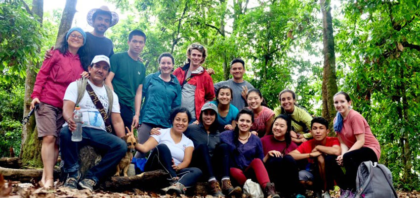 From left to right: Mapale, Juan David, Carlitos, Franklin, Johanna, Aura, Scott, Nikki, Milani, Juako, Angela, Jackie, Emily, Aleja, Juan Camilo, Emma.