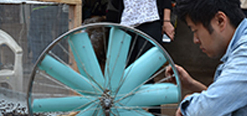 Winnowing sunflower thresher developed at the 2014 International Development Design Summit