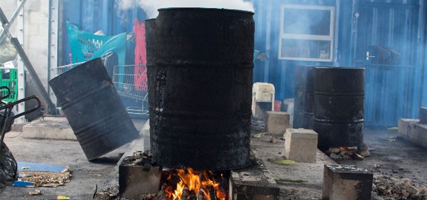 The recently built cooking facility, continues to raise worker’s health and safety concerns, due to the heat and smoke trapped under the roof, and the high plinths from which the drums are rolled off - 2.