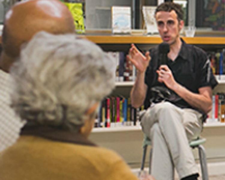 D-Lab co-director Victor Grau Serrat addresses the attendees.